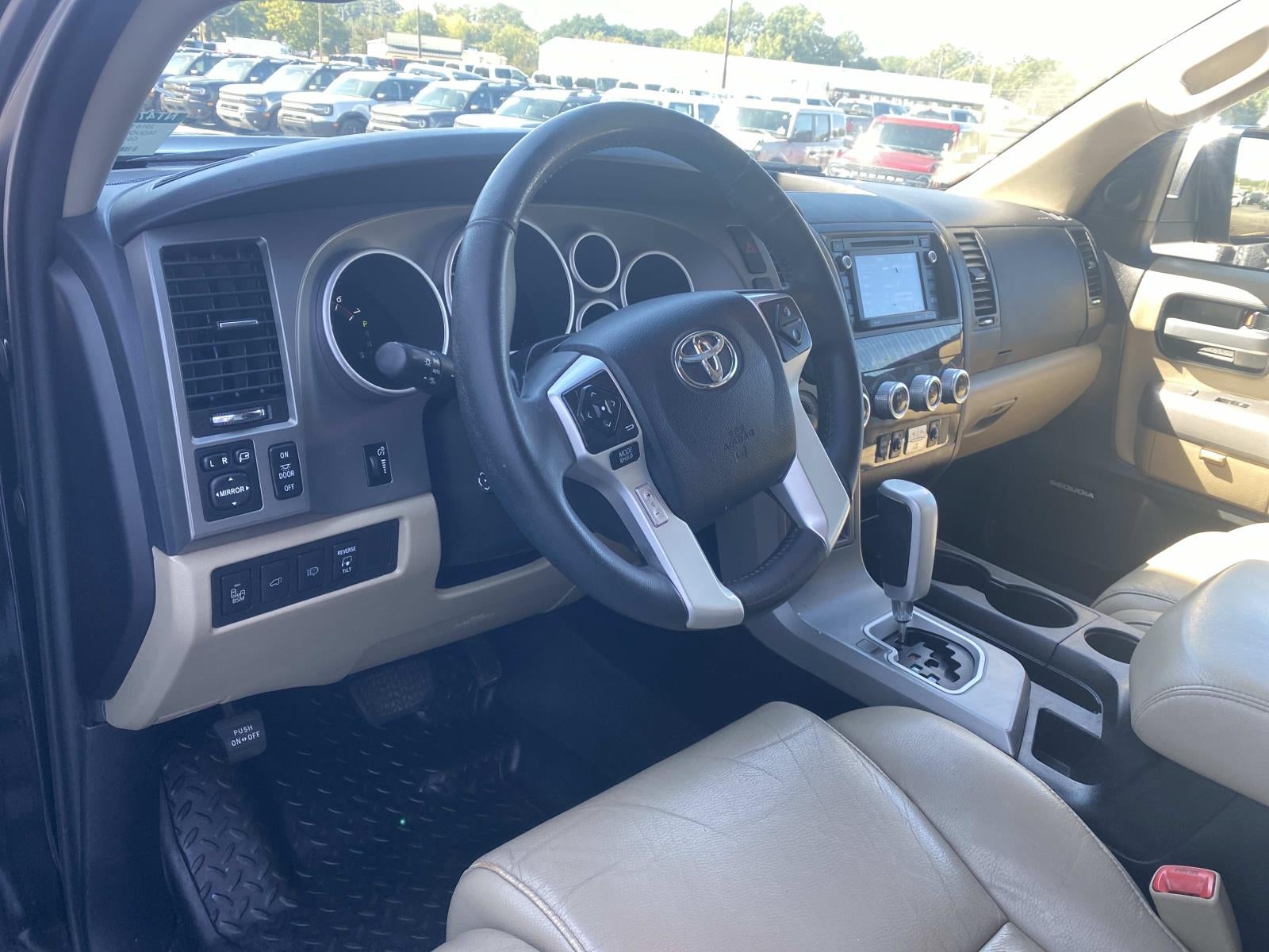 2016 Toyota Sequoia 4WD 5.7L FFV Limited (Natl)