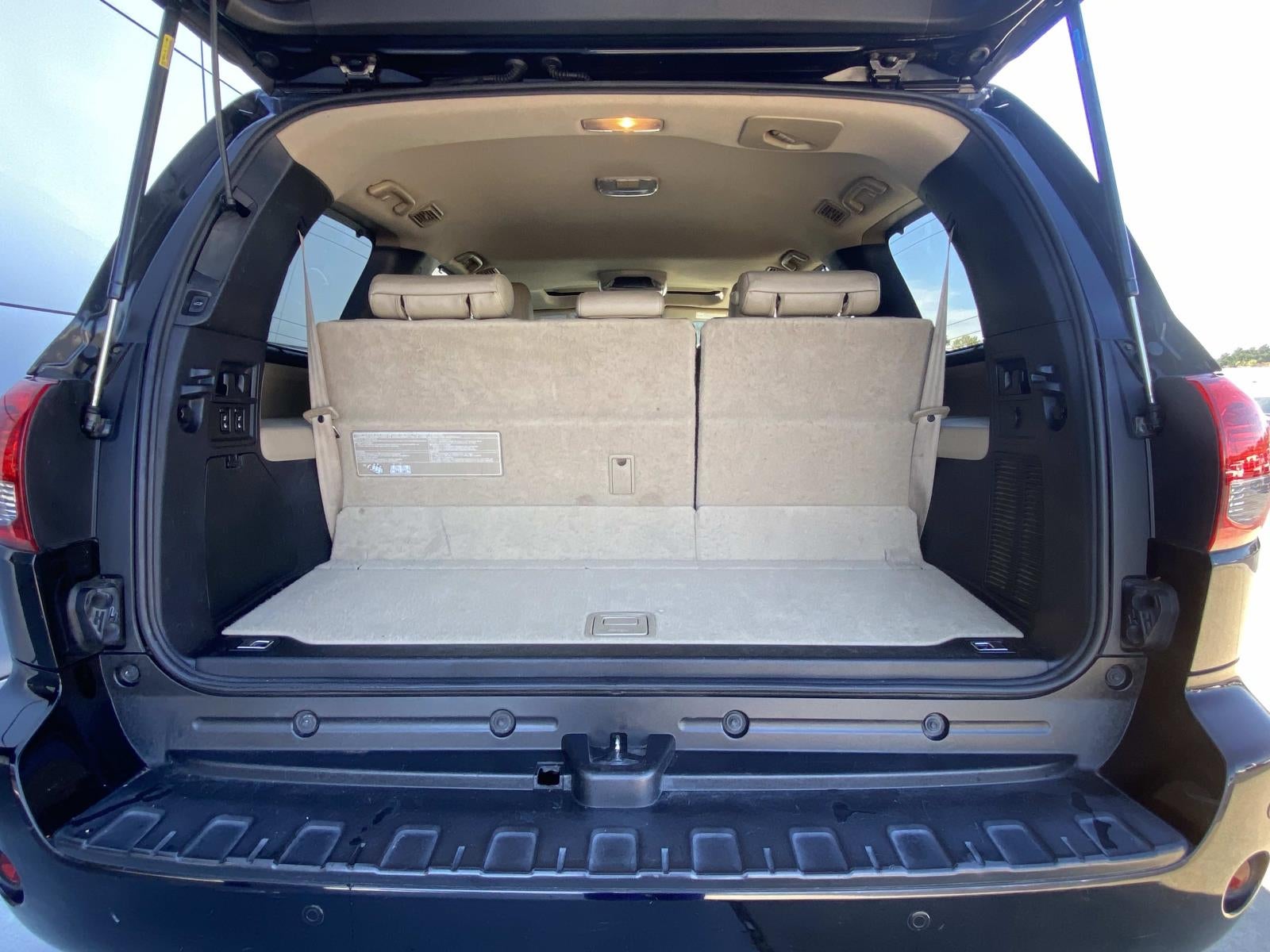 2016 Toyota Sequoia 4WD 5.7L FFV Limited (Natl)