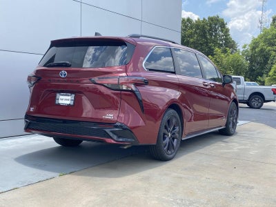 2021 Toyota Sienna XSE FWD 7-Passenger (Natl)