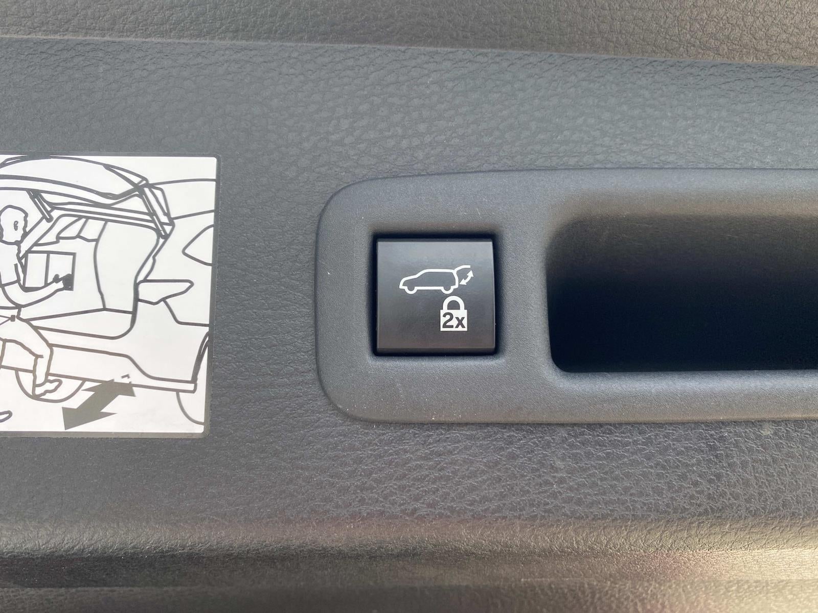 2021 Toyota Sienna XSE FWD 7-Passenger (Natl)