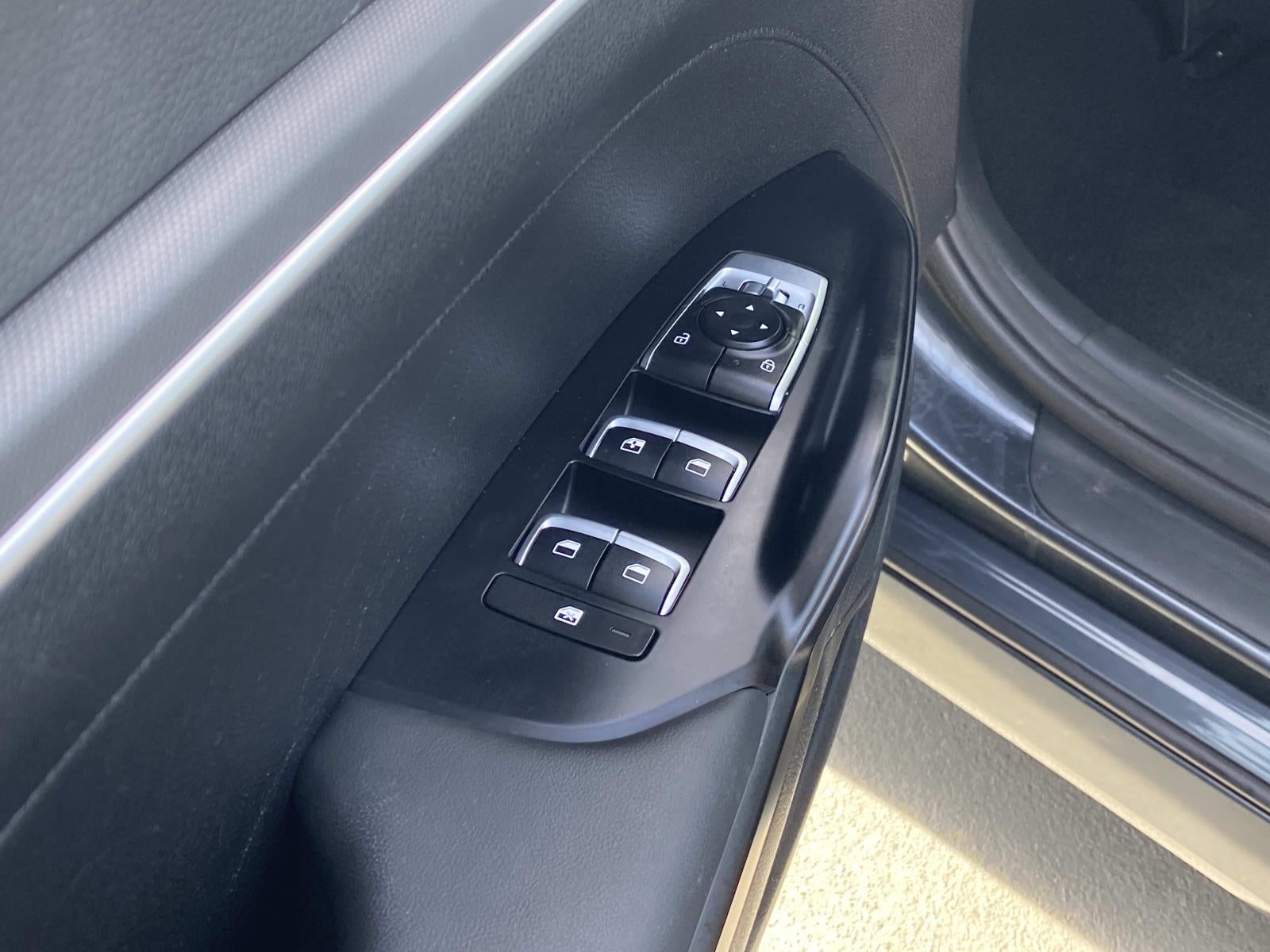 2023 Kia K5 LXS Auto FWD