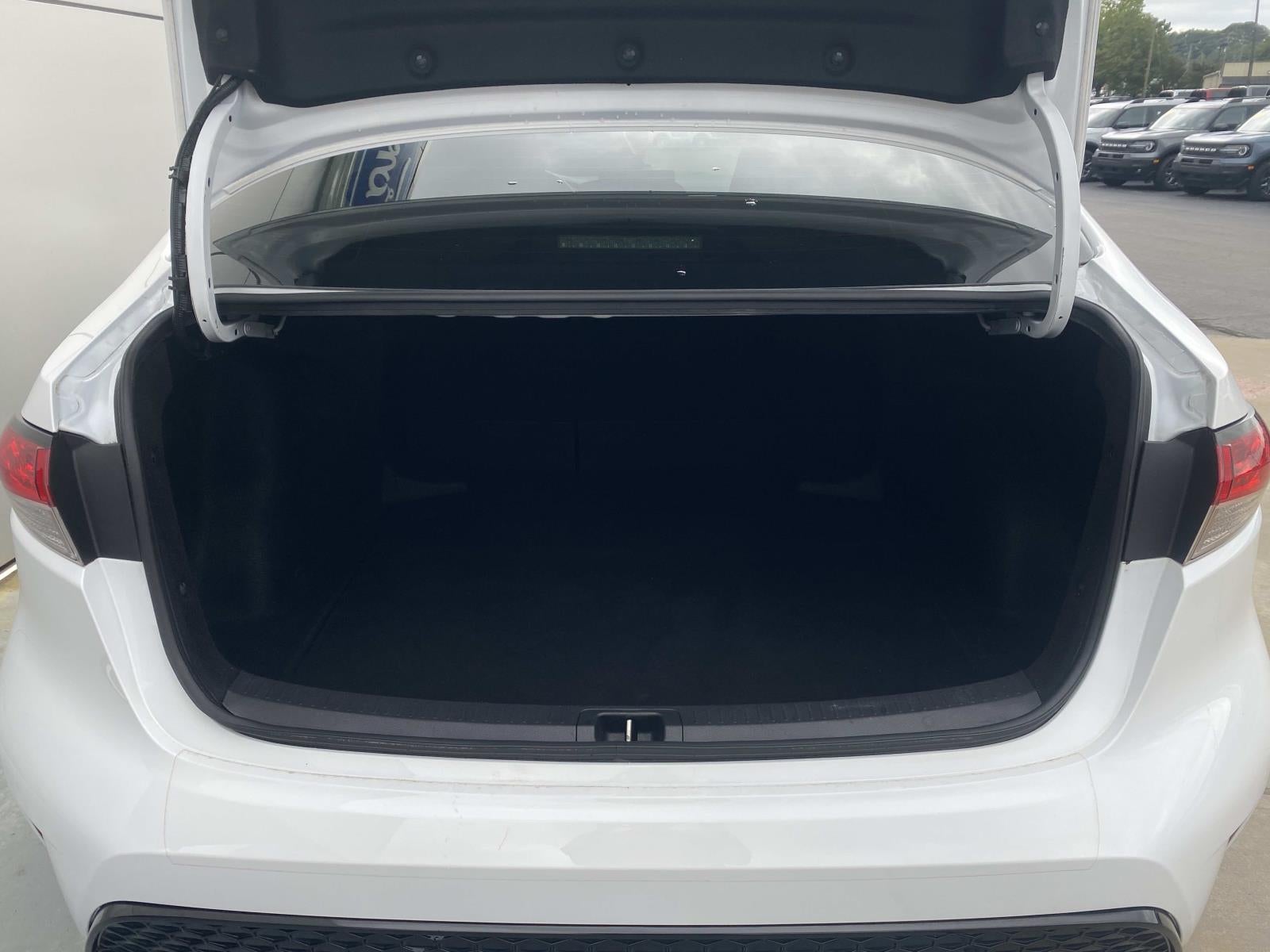 2022 Toyota Corolla SE CVT (Natl)
