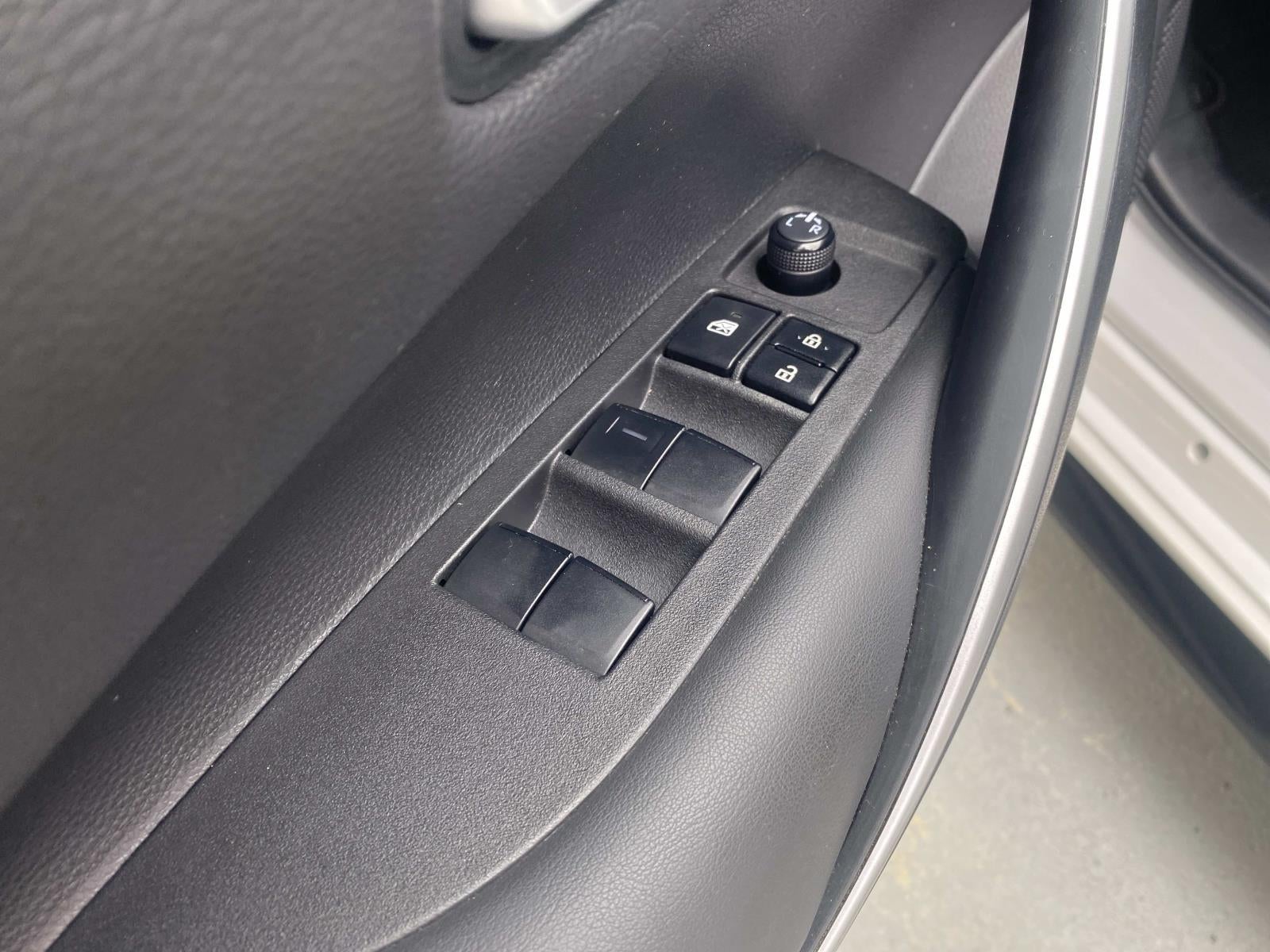 2022 Toyota Corolla SE CVT (Natl)