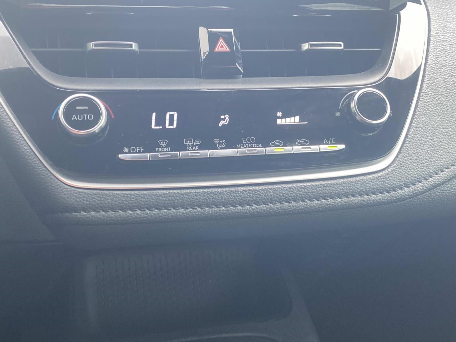 2022 Toyota Corolla SE CVT (Natl)