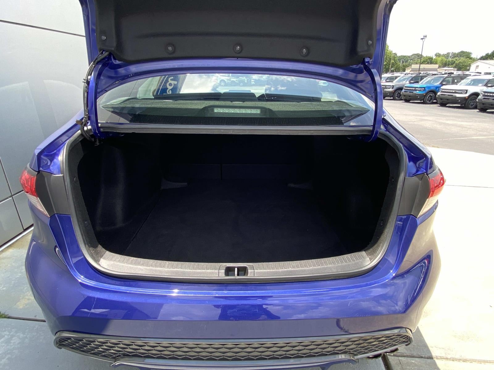 2021 Toyota Corolla SE CVT (Natl)