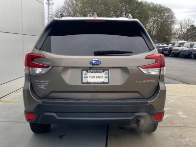 2021 Subaru Forester Premium CVT