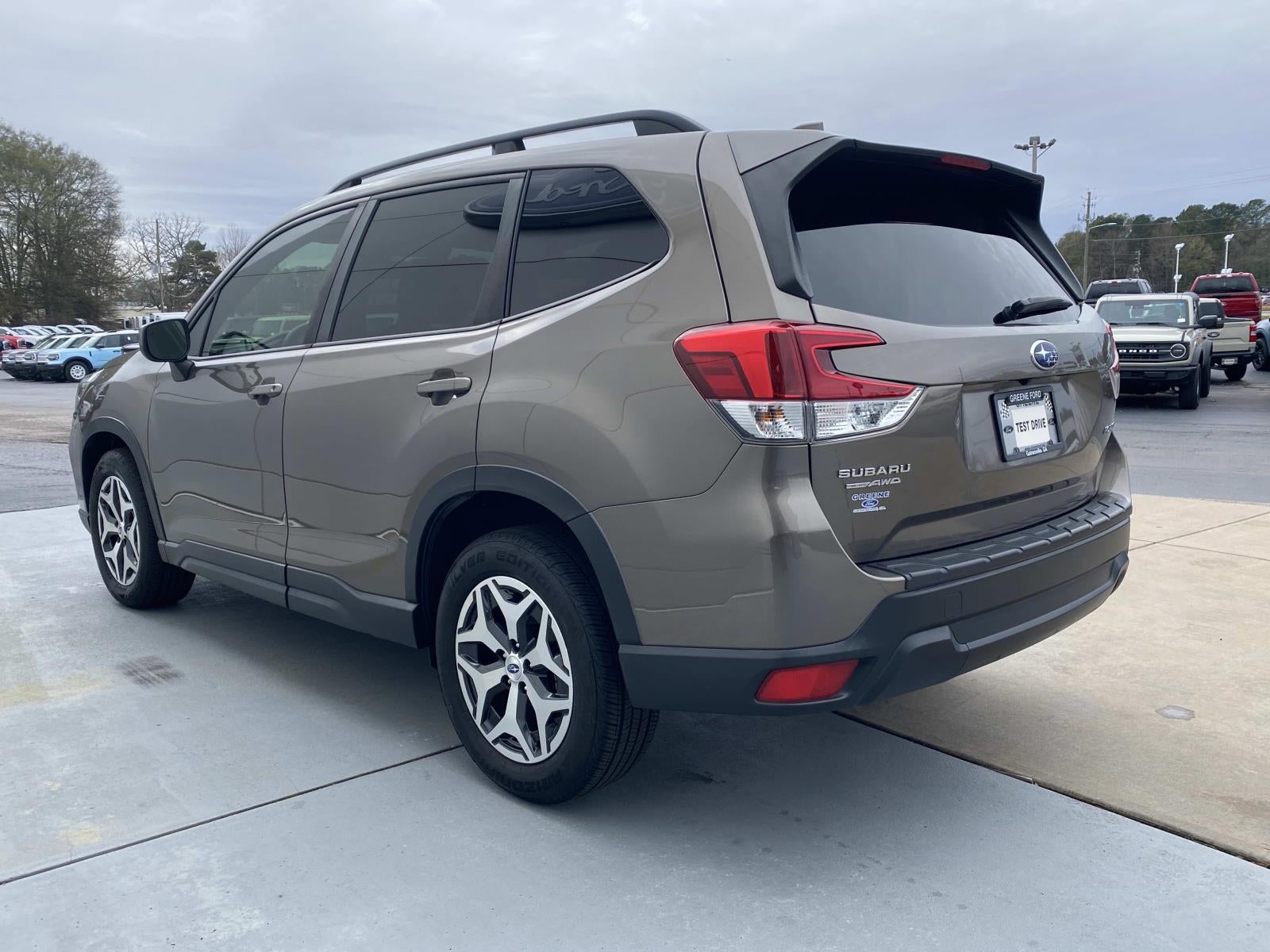 2021 Subaru Forester Premium CVT