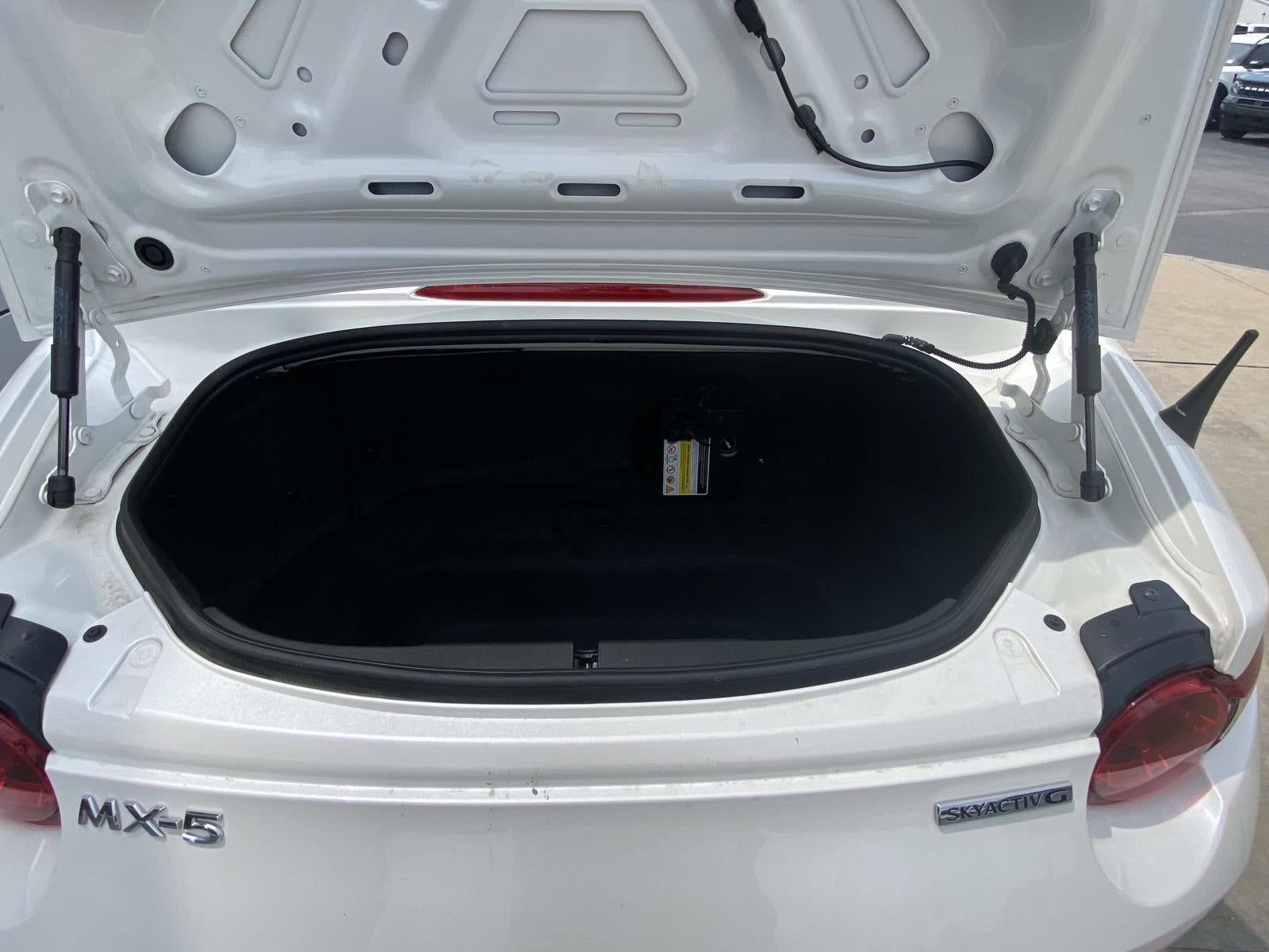 2023 Mazda Mazda MX-5 Miata Club Manual