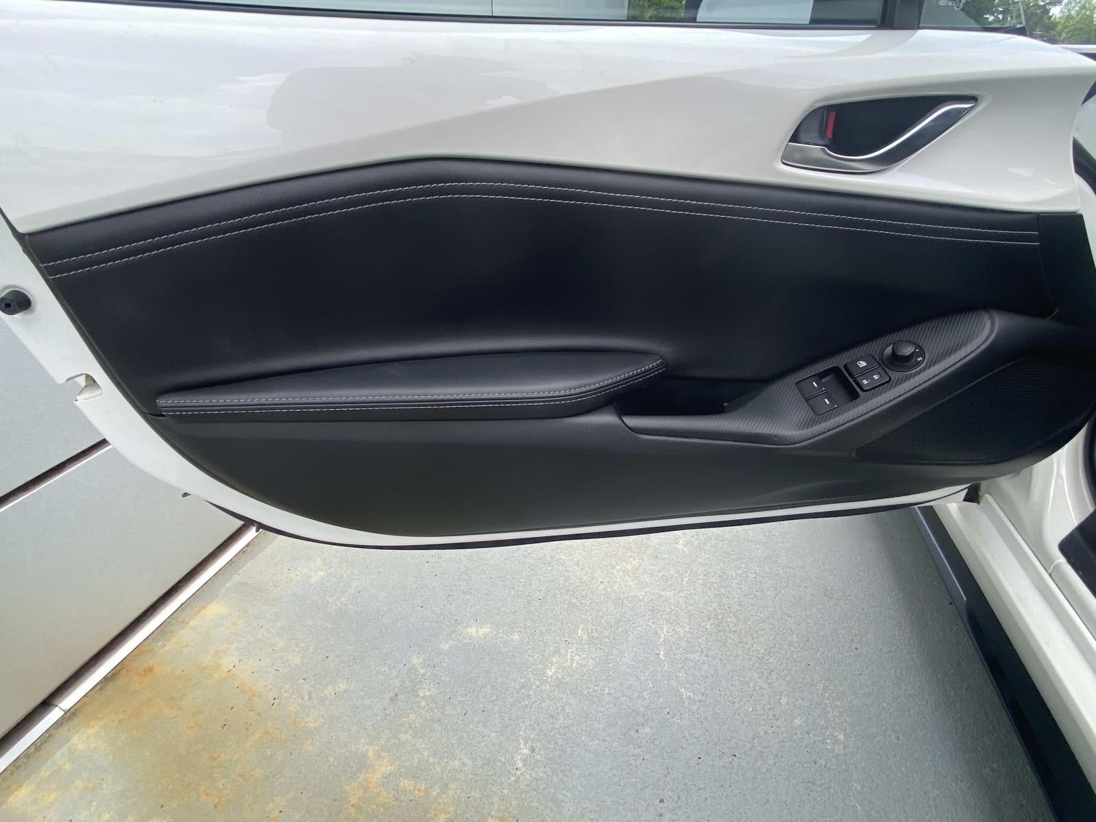 2023 Mazda Mazda MX-5 Miata Club Manual