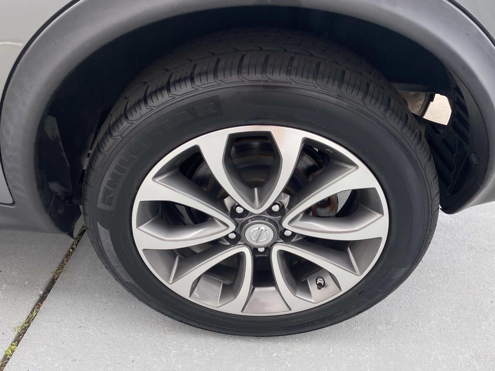 2017 Nissan JUKE AWD SV