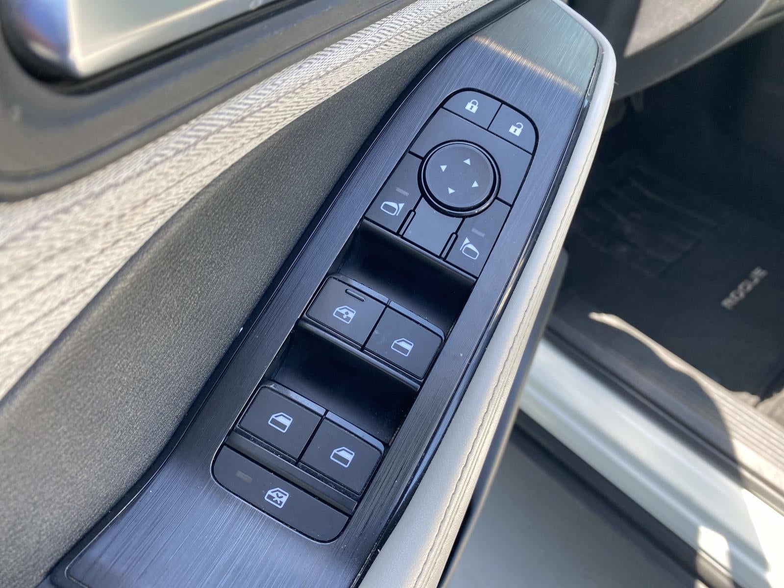 2023 Nissan Rogue FWD SV