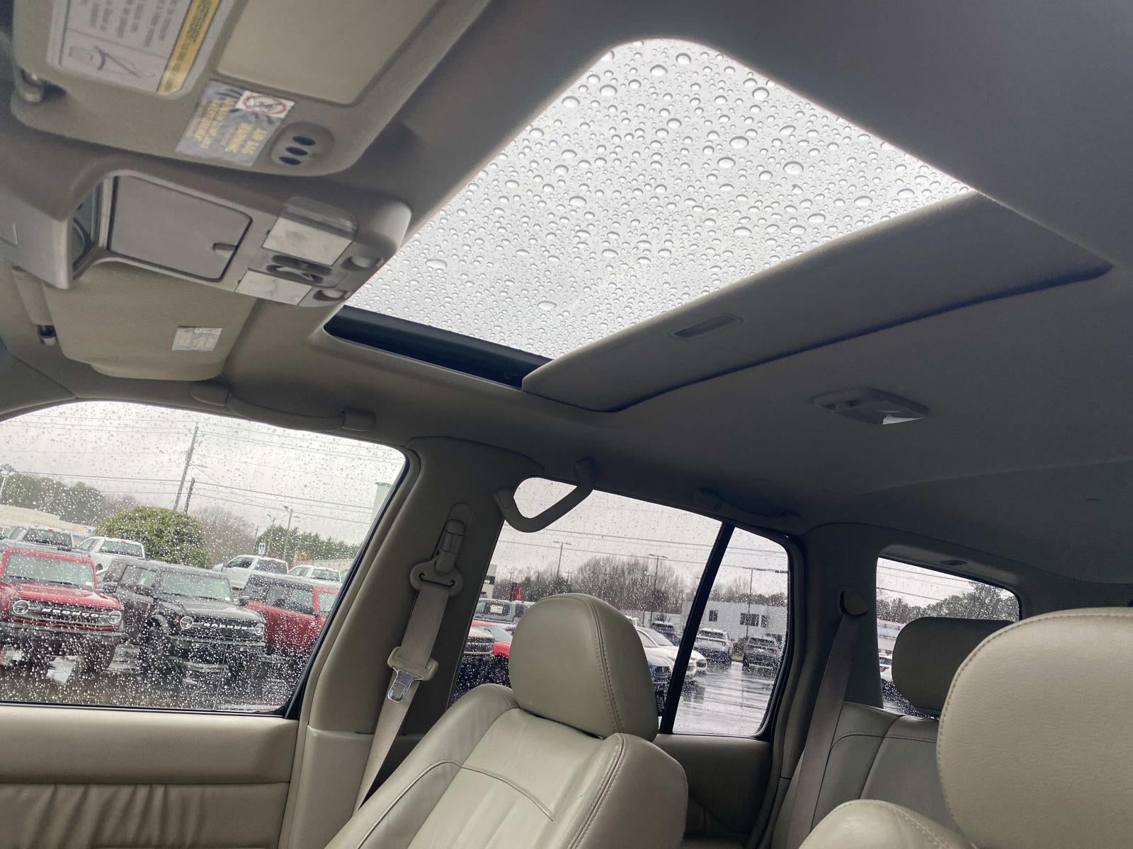 2002 INFINITI QX4 4dr SUV Luxury