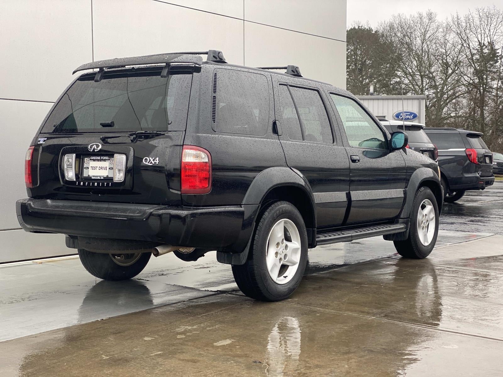 2002 INFINITI QX4 4dr SUV Luxury