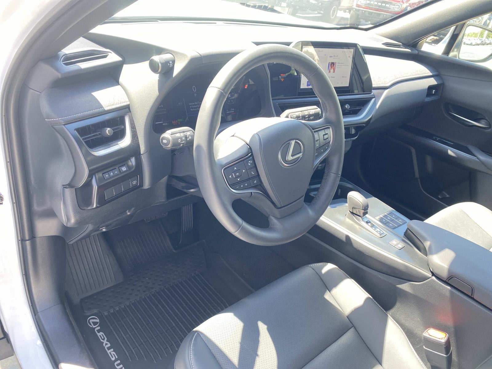 2025 Lexus UX UX 300h F SPORT Design AWD