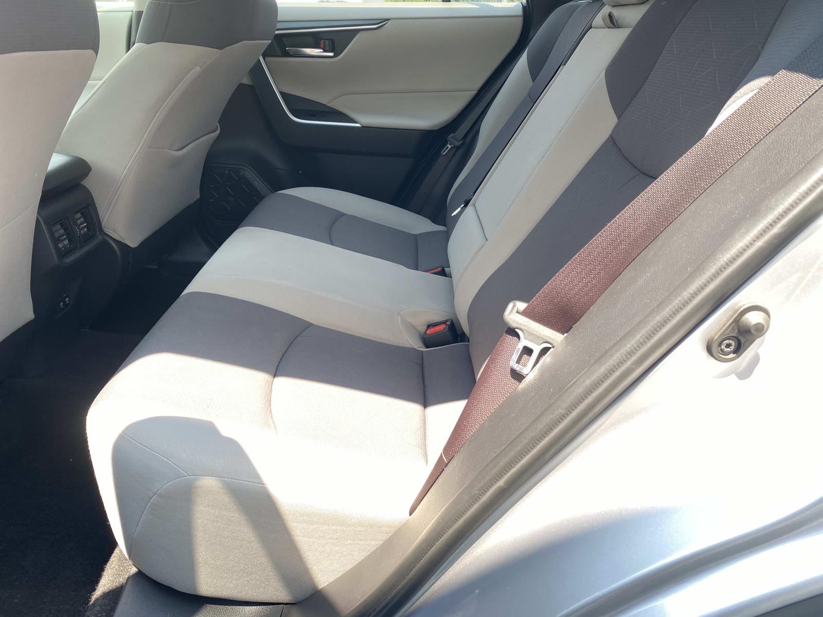 2019 Toyota RAV4 XLE FWD (Natl)