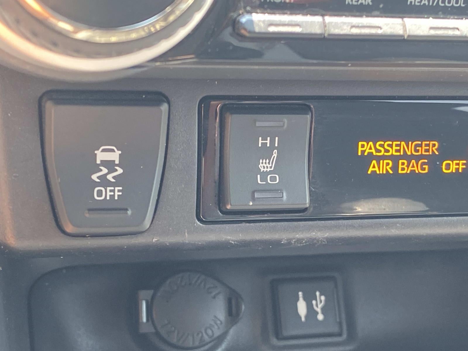 2019 Toyota RAV4 XLE FWD (Natl)