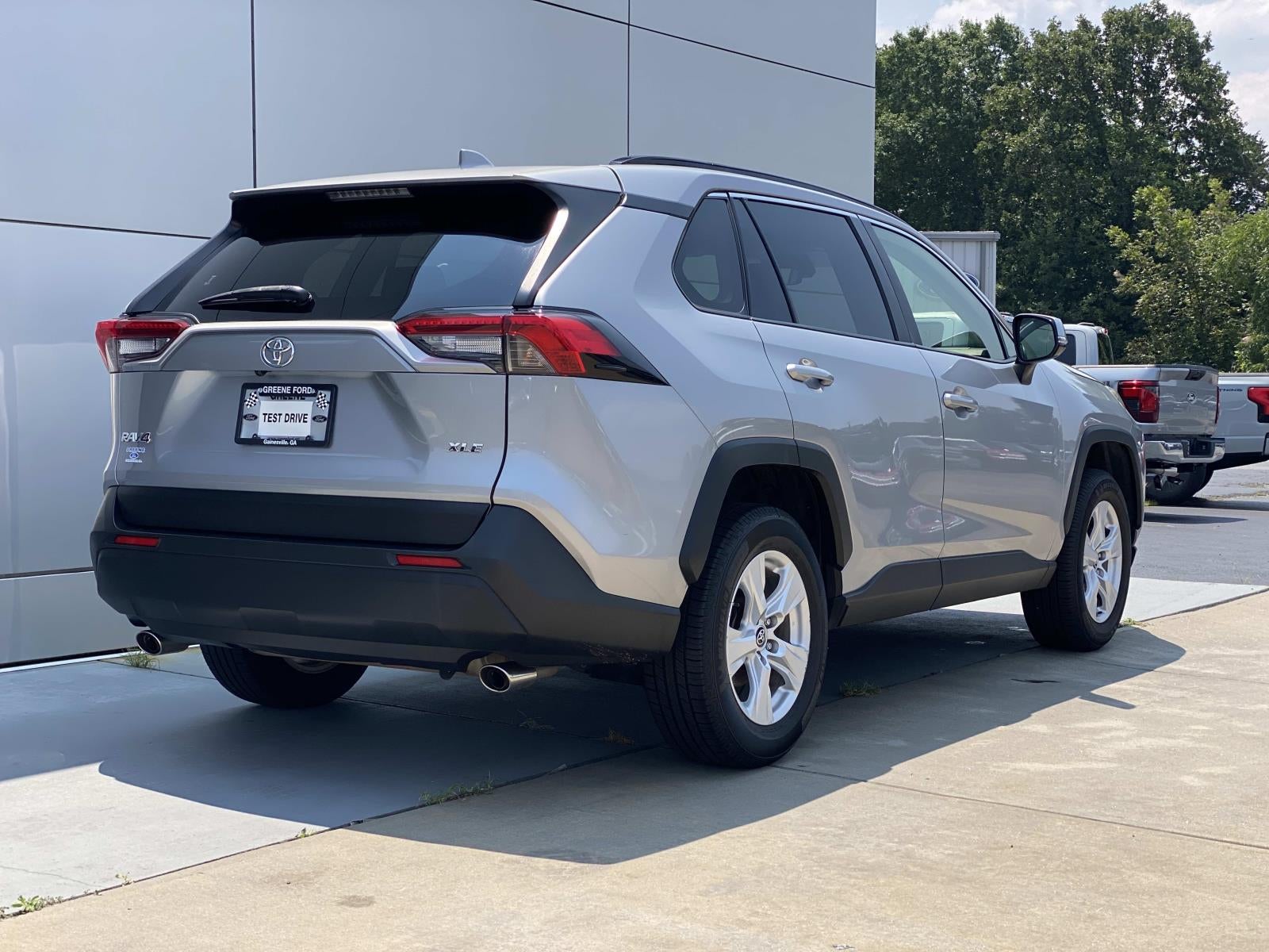 2019 Toyota RAV4 XLE FWD (Natl)