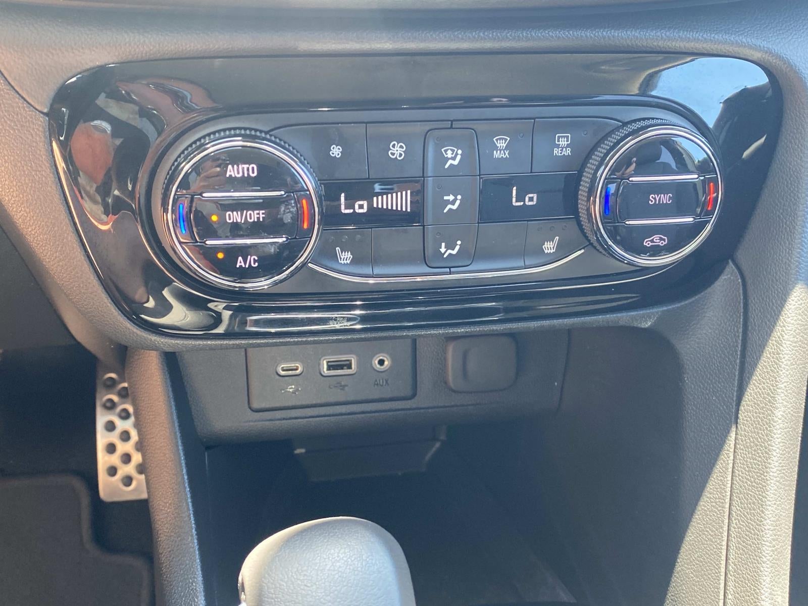 2023 Buick Encore GX FWD 4dr Select