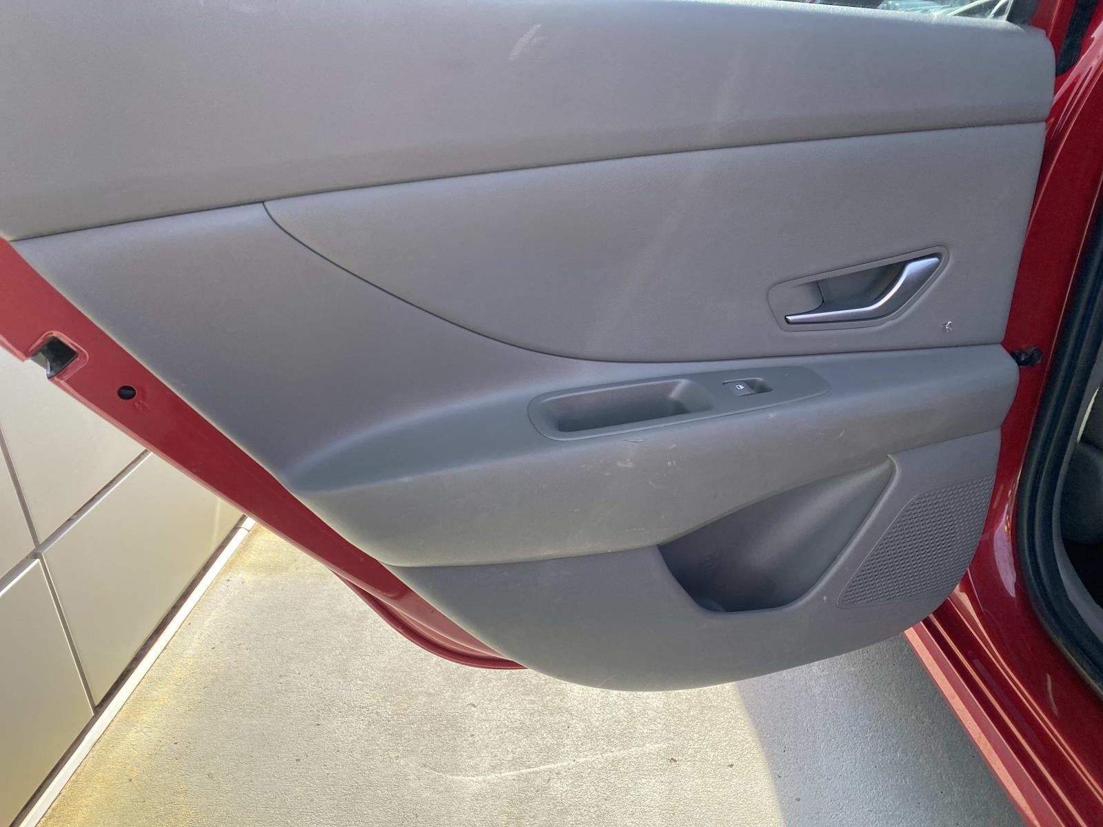 2022 Hyundai Elantra SEL IVT