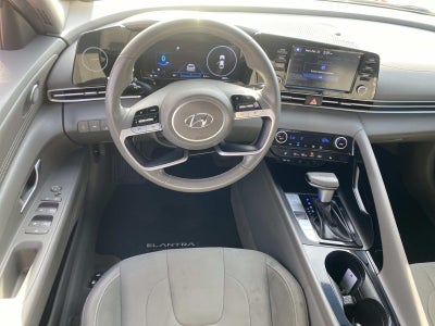 2022 Hyundai Elantra SEL IVT