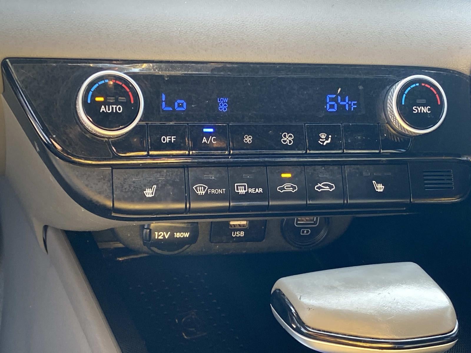 2022 Hyundai Elantra SEL IVT