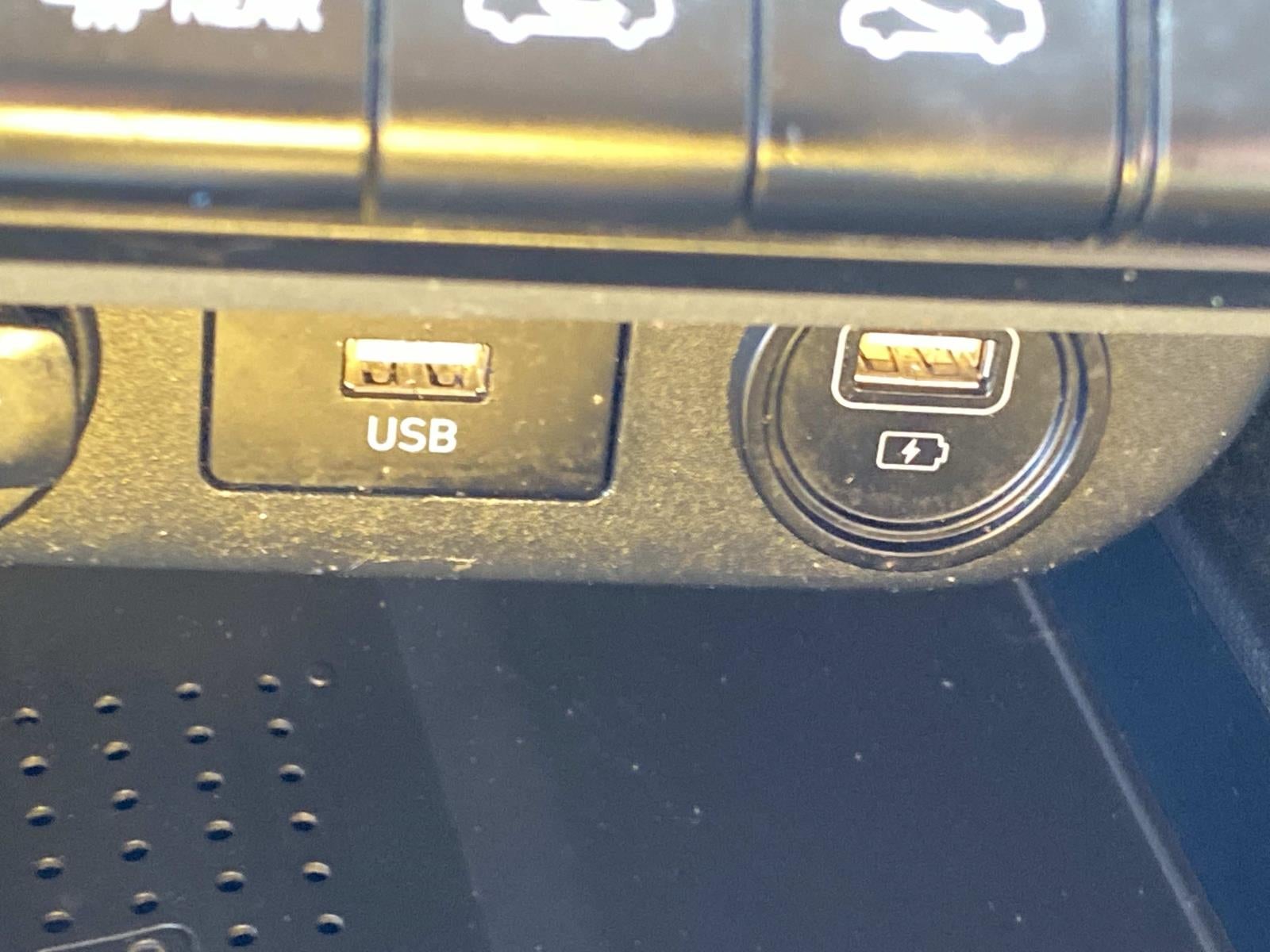 2022 Hyundai Elantra SEL IVT