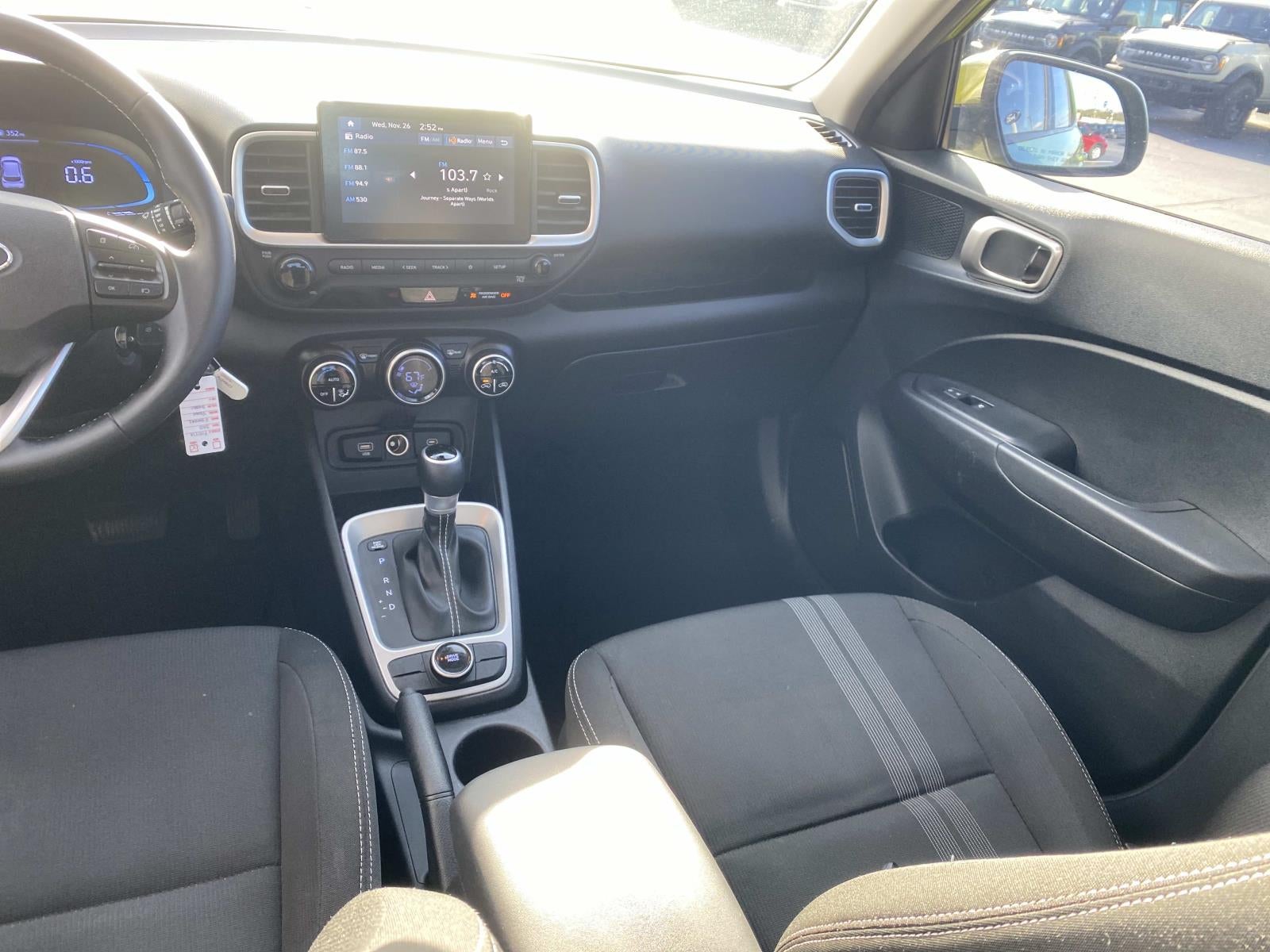 2023 Hyundai Venue SEL IVT