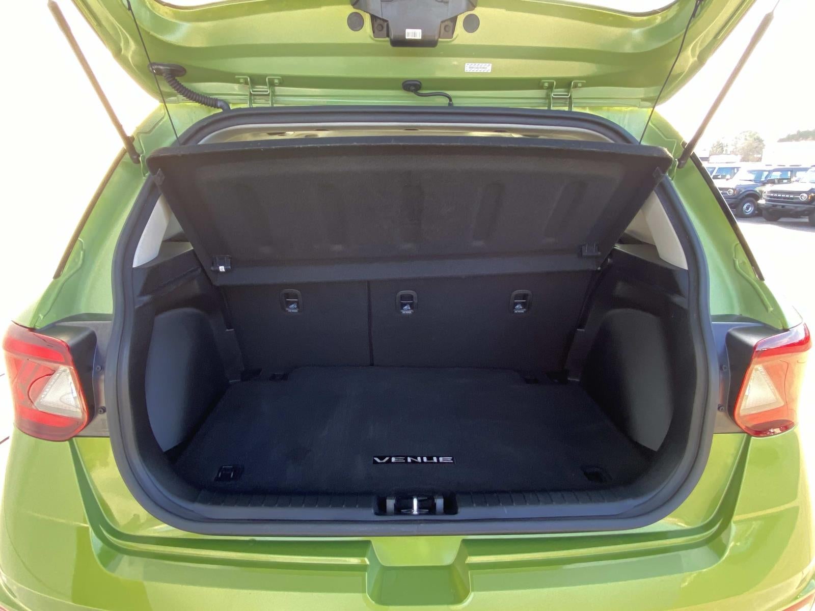 2023 Hyundai Venue SEL IVT