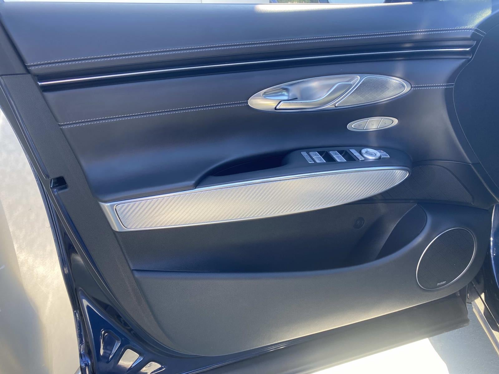 2022 Genesis GV70 2.5T AWD