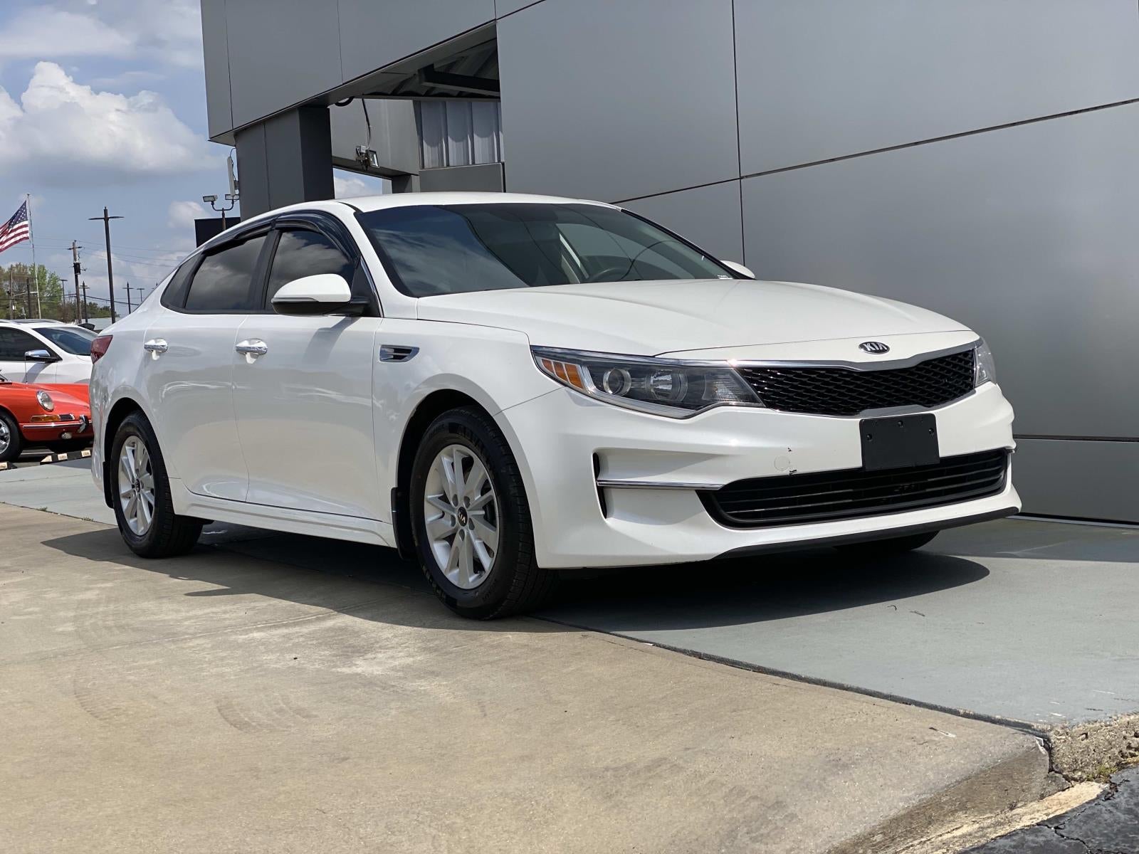2016 Kia Optima 4dr Sdn LX
