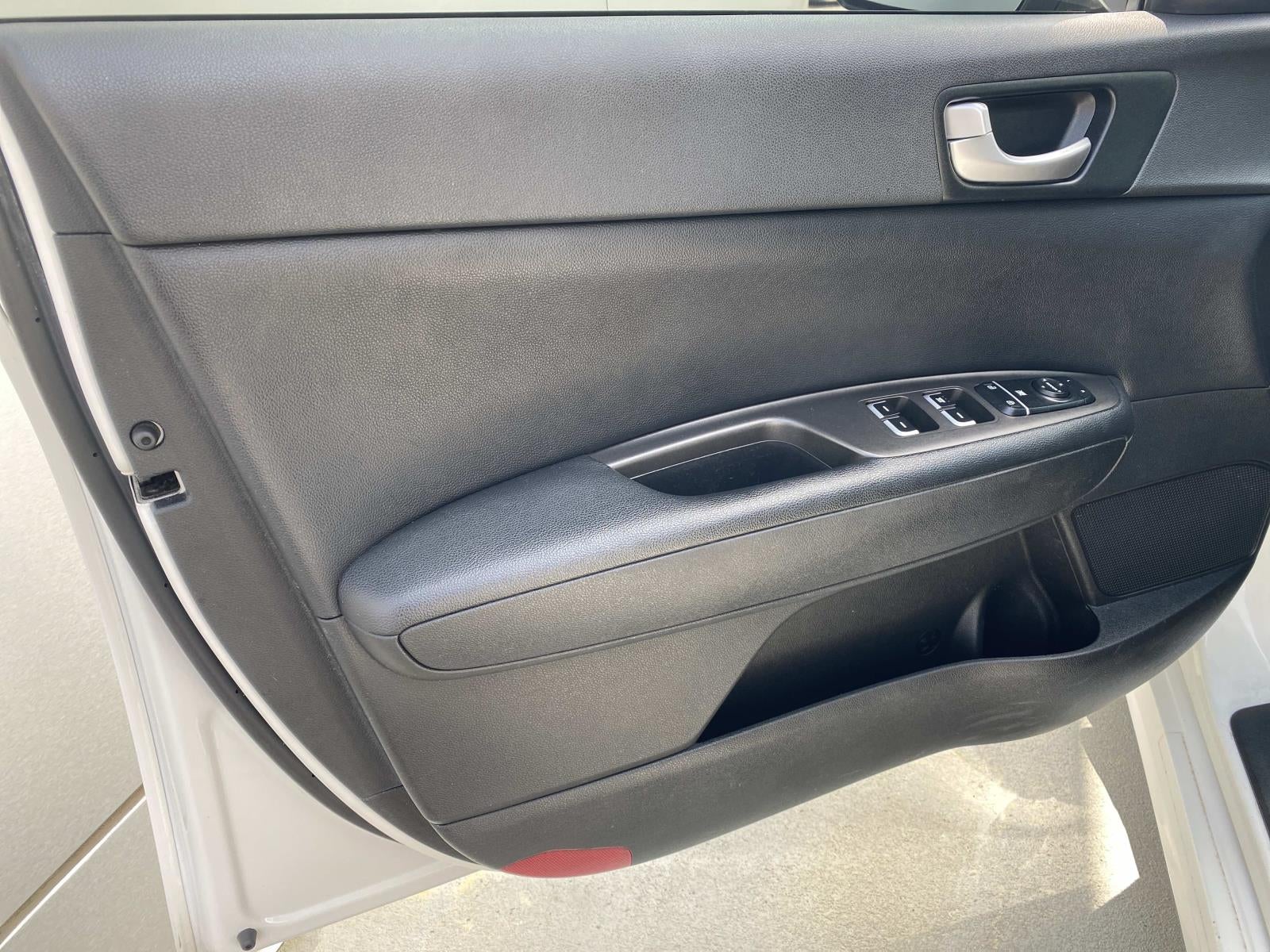 2016 Kia Optima 4dr Sdn LX