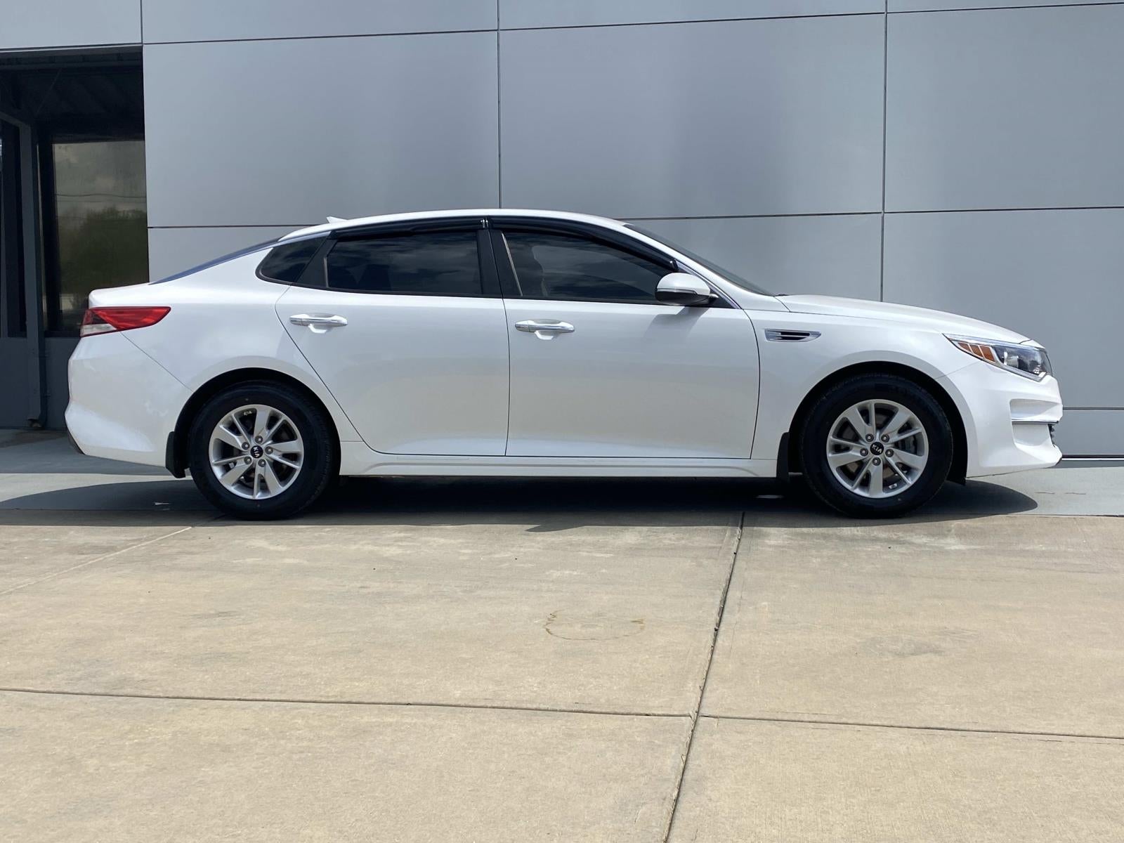 2016 Kia Optima 4dr Sdn LX