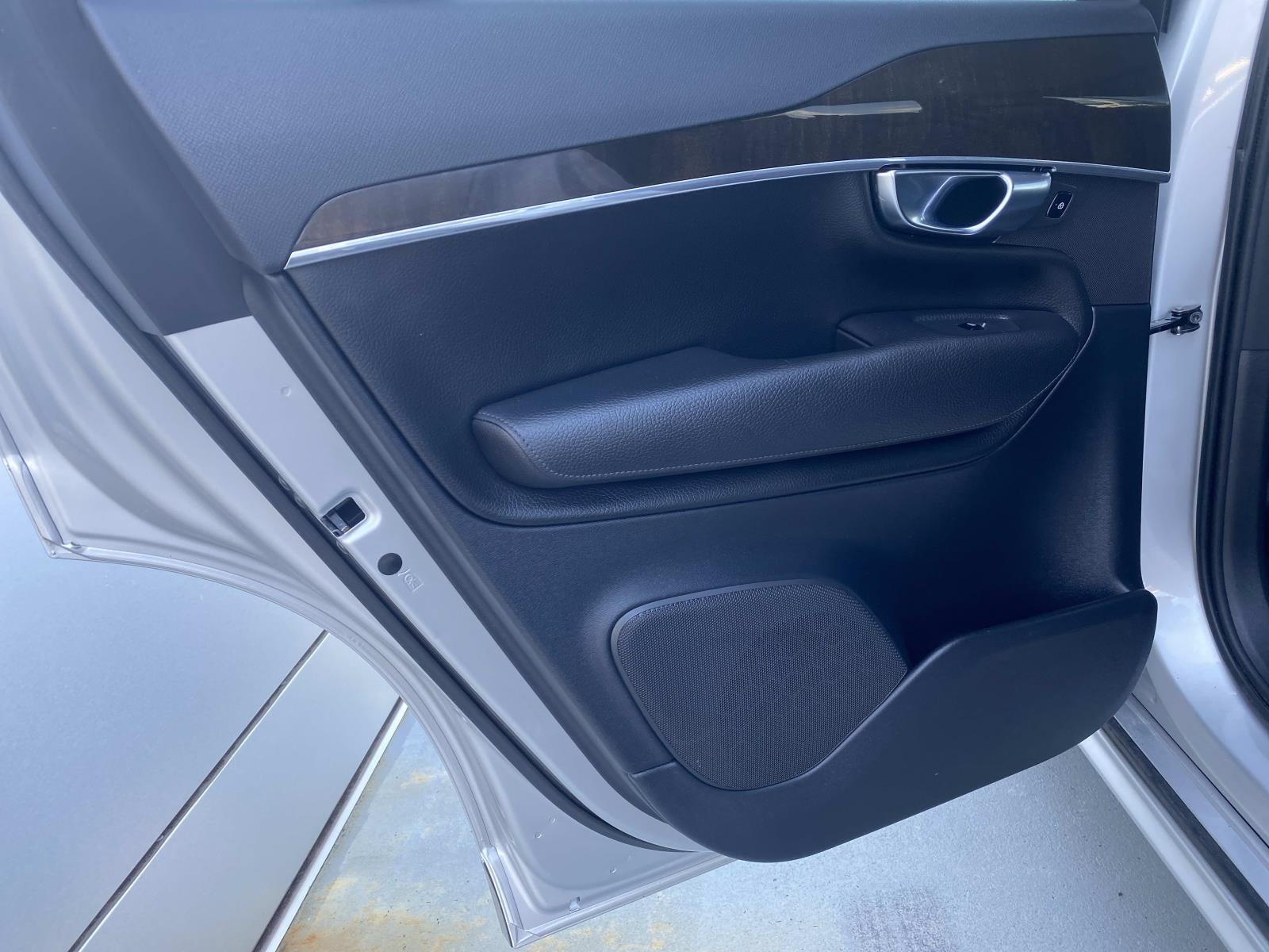 2018 Volvo XC90 T6 AWD 7-Passenger Momentum