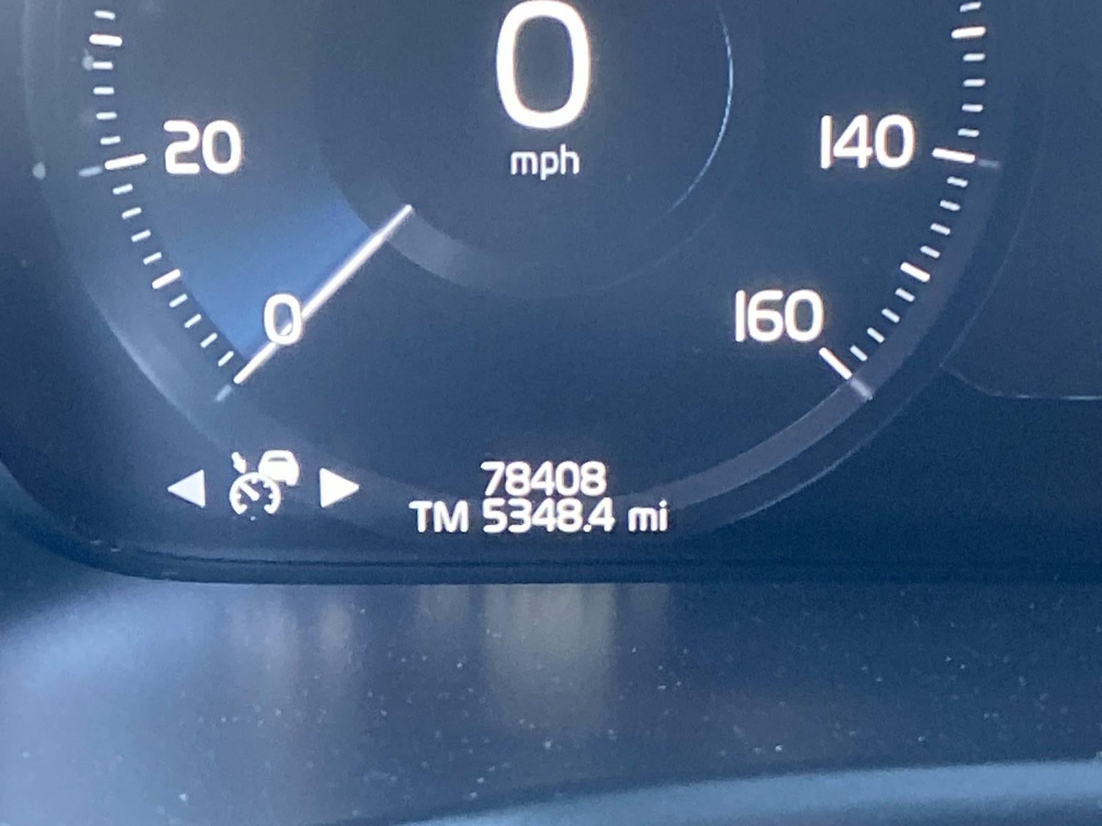2018 Volvo XC90 T6 AWD 7-Passenger Momentum