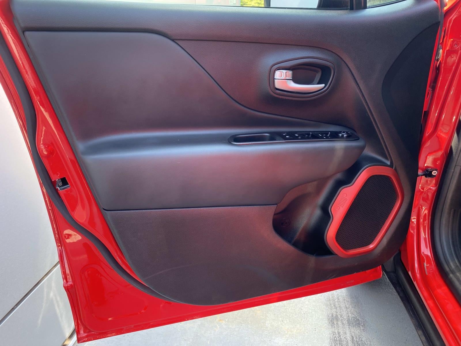 2022 Jeep Renegade (RED) Edition 4x4