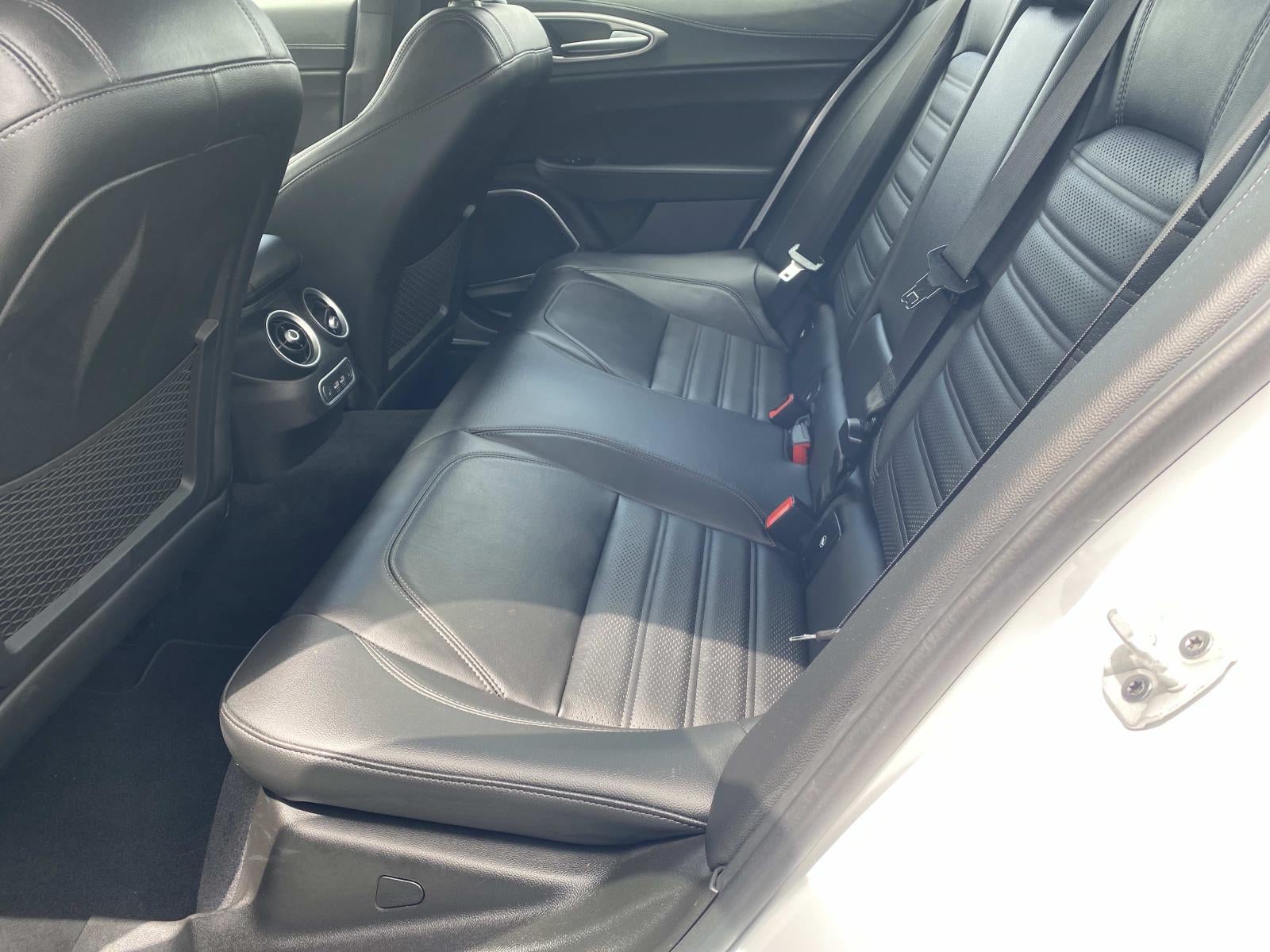 2022 Alfa Romeo Giulia Veloce RWD