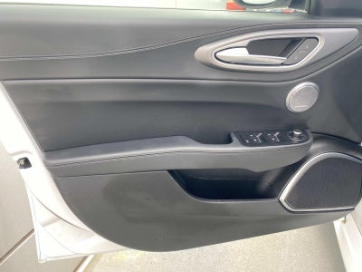 2022 Alfa Romeo Giulia Veloce RWD